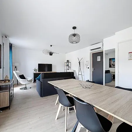 Super T3 Climatise 6 Personnes Montferrand Apartment Clermont-Ferrand