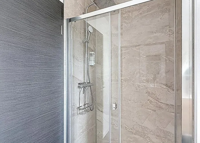 Super T3 Climatise 6 Personnes Montferrand